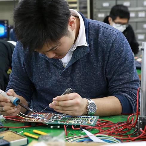 電子回路をハンダ付けする