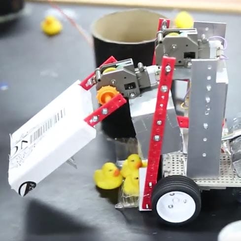 ロボットを操作する