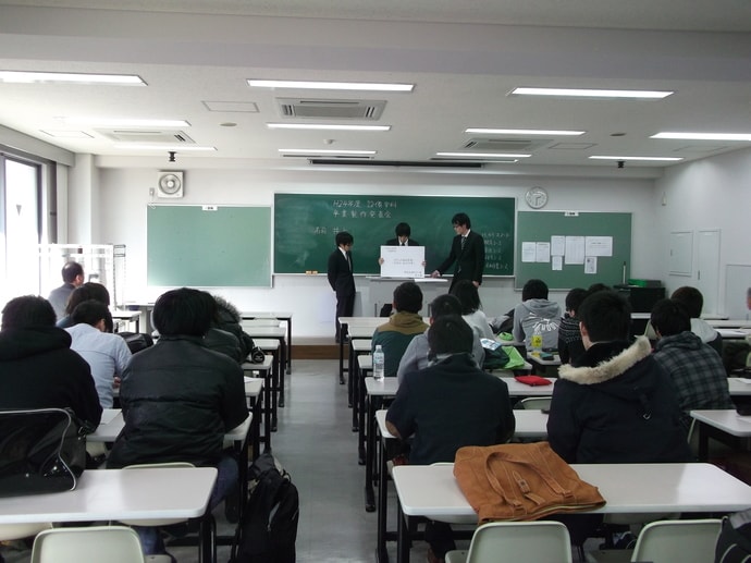 2Q==-2 | OCT 大阪工業技術専門学校