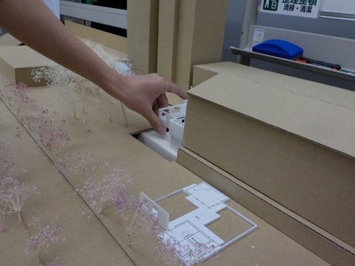 9k=-3 | OCT 大阪工業技術専門学校